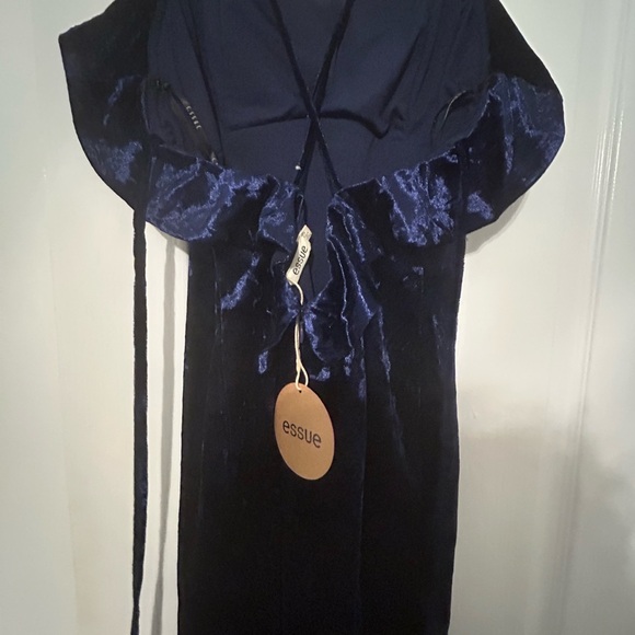 Essue Midnight Blue Crush Velvet Dress Tie back NWT size small - Picture 3 of 5